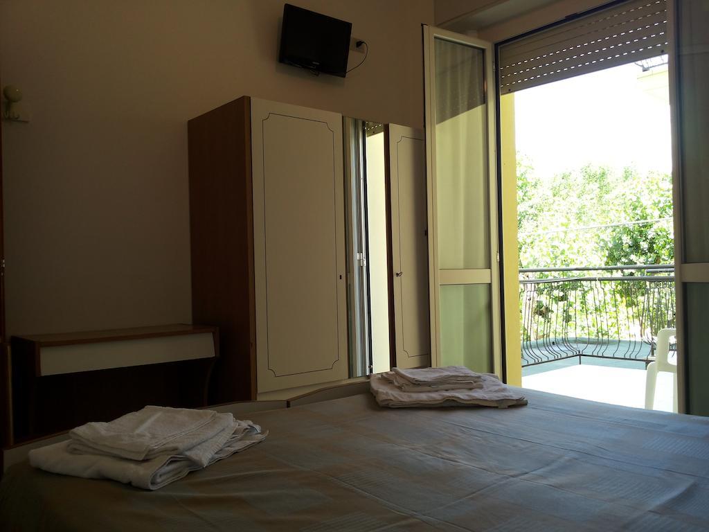 Hotel Cannes Rimini Room photo